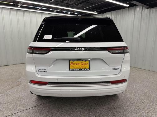 Bright White Clearcoat 2026 Jeep Grand Cherokee Summit
