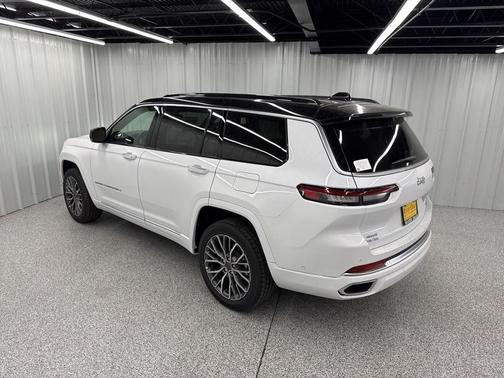 2025 Jeep Grand Cherokee L Summit