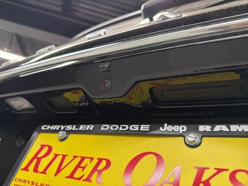 2025 Jeep Wagoneer Base