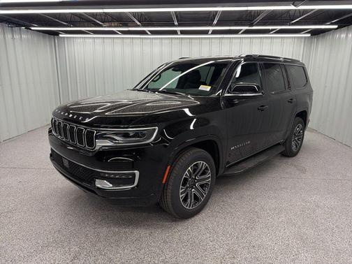 2025 Jeep Wagoneer Base