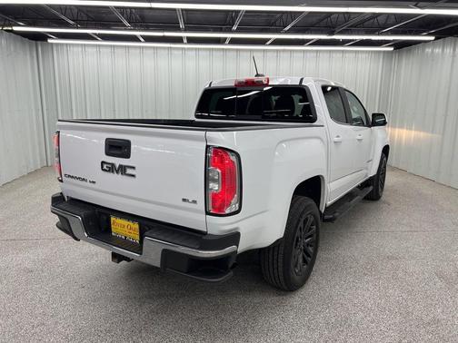Summit White 2020 GMC Canyon SLE