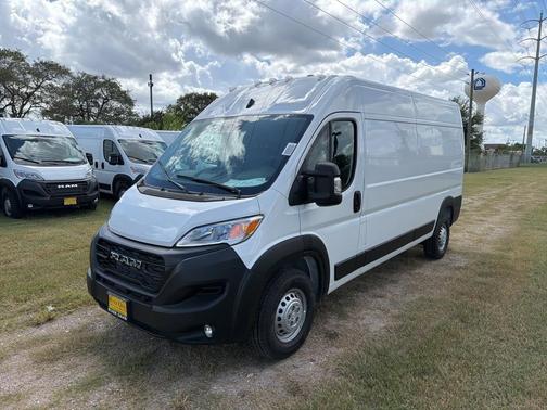 2026 RAM ProMaster 2500 High Roof
