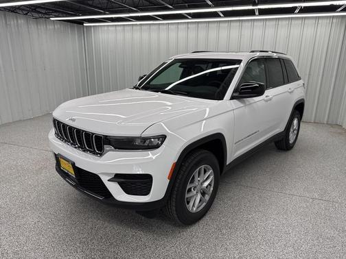 2025 Jeep Grand Cherokee Laredo X