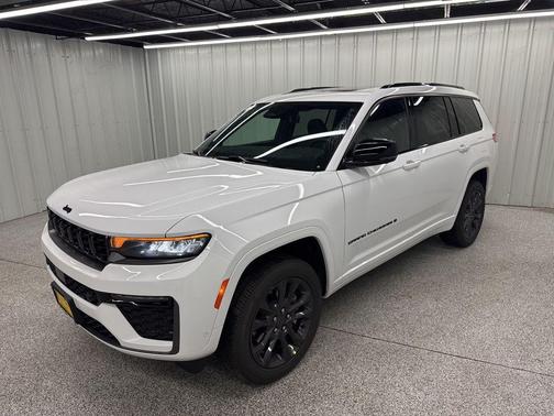 Bright White Clearcoat 2026 Jeep Grand Cherokee L Limited