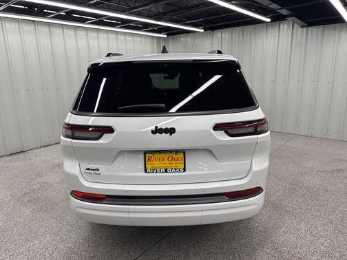 Bright White Clearcoat 2026 Jeep Grand Cherokee L Limited