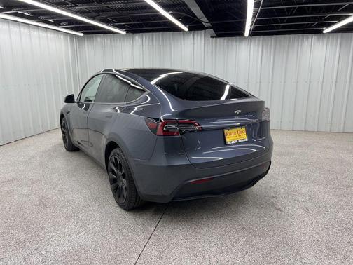Gray 2023 Tesla Model Y Long Range