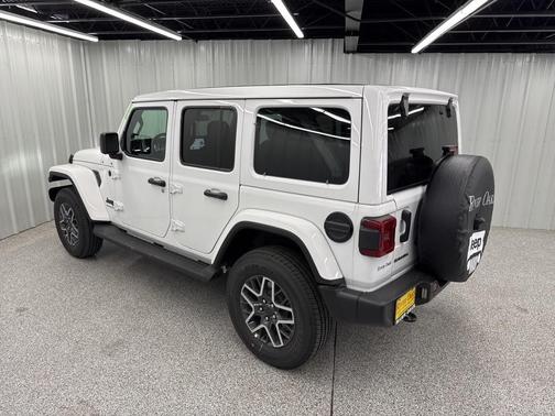 2025 Jeep Wrangler Sahara