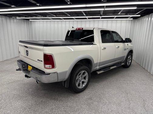 Pearl White 2017 RAM 1500 Laramie