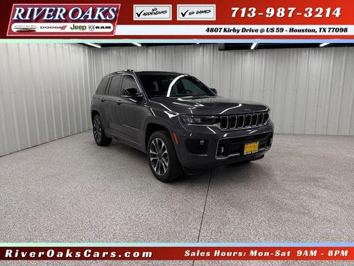 Metallic 2022 Jeep Grand Cherokee Overland