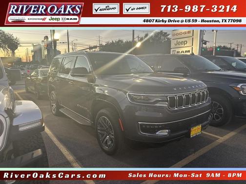 2025 Jeep Wagoneer Base