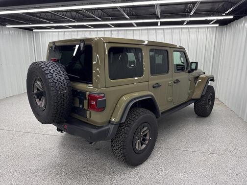 2025 Jeep Wrangler Rubicon 392