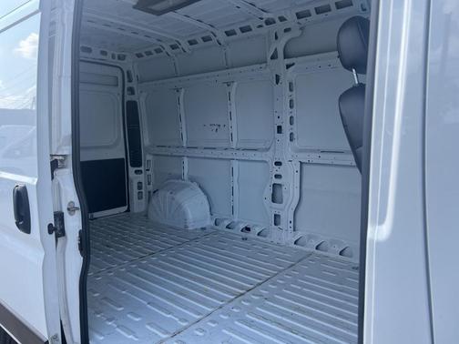 2024 RAM ProMaster 2500 High Roof