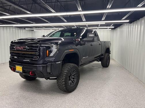 2024 GMC Sierra 2500 AT4