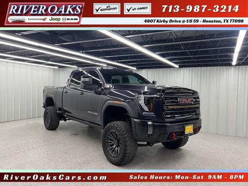 2024 GMC Sierra 2500 AT4