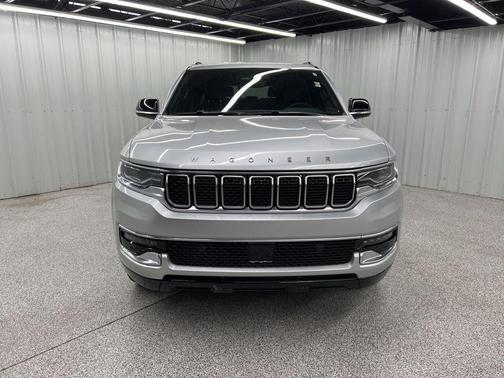 2024 Jeep Wagoneer Base