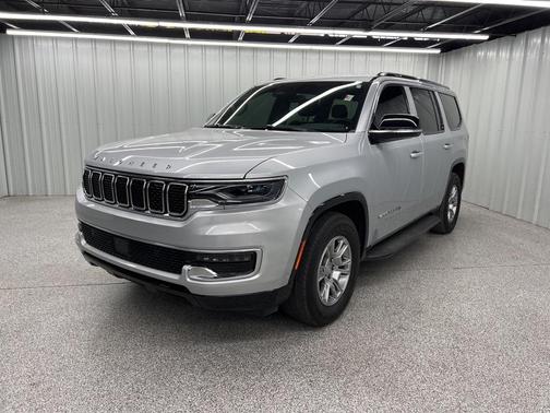 2024 Jeep Wagoneer Base