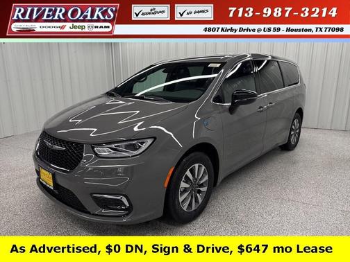 2025 Chrysler Pacifica Hybrid Select