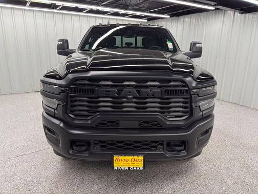 Diamond Black 2027 RAM 2500