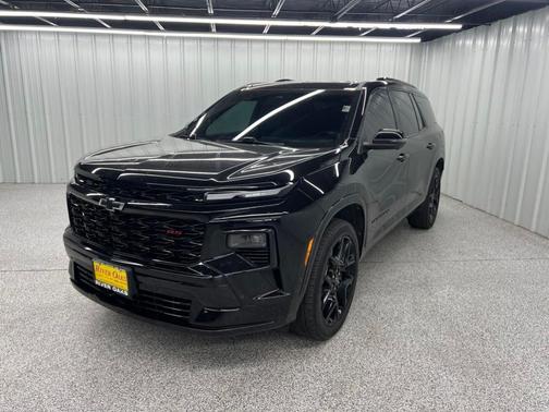 Black Metallic 2024 Chevrolet Traverse RS