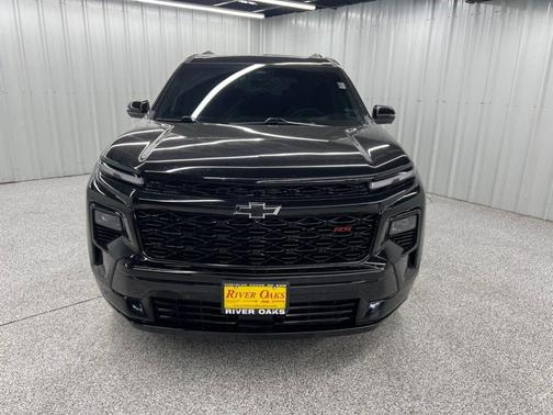 Black Metallic 2024 Chevrolet Traverse RS