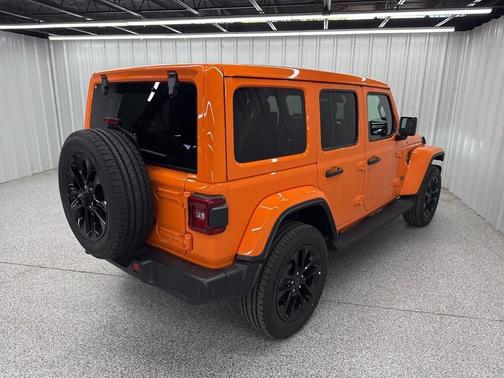 2025 Jeep Wrangler 4xe Sahara