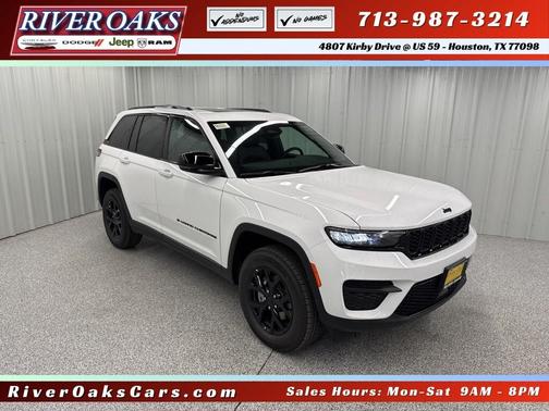2025 Jeep Grand Cherokee Laredo