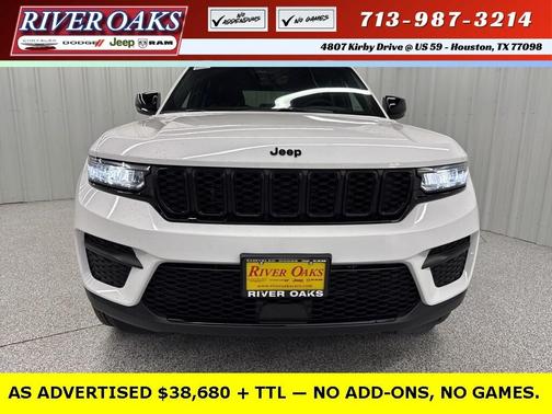 2025 Jeep Grand Cherokee Laredo