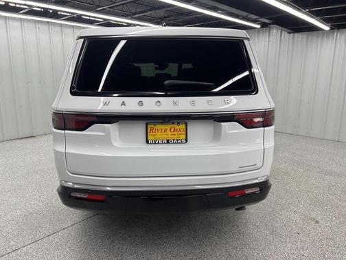 2024 Jeep Wagoneer L Series III