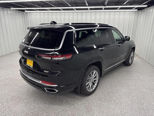 2025 Jeep Grand Cherokee L Summit