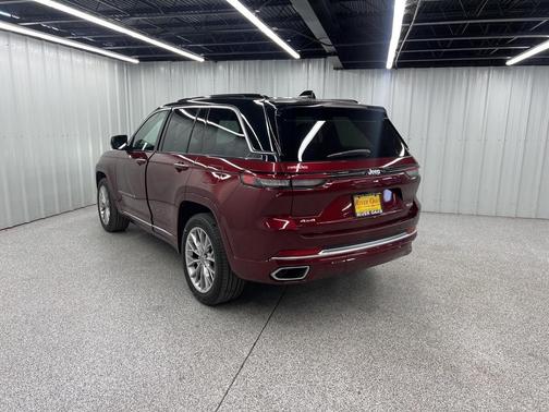 2024 Jeep Grand Cherokee Summit