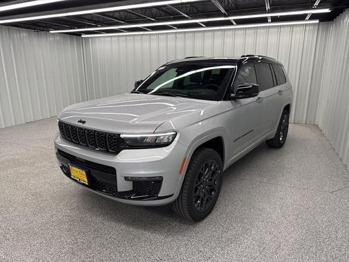 2025 Jeep Grand Cherokee L Summit