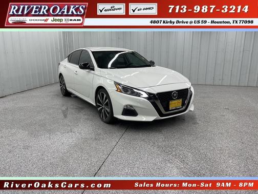 2022 Nissan Altima 2.5 SR
