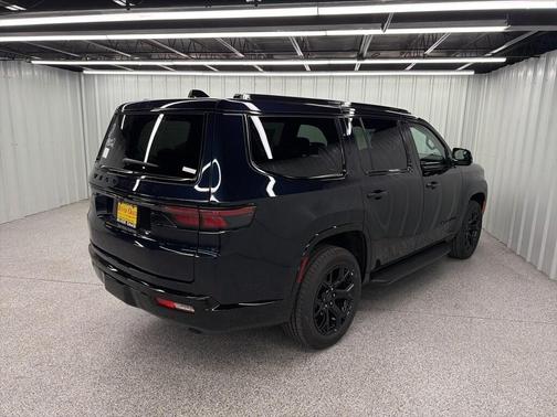 2025 Jeep Wagoneer Series II