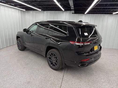 2025 Jeep Grand Cherokee L Summit