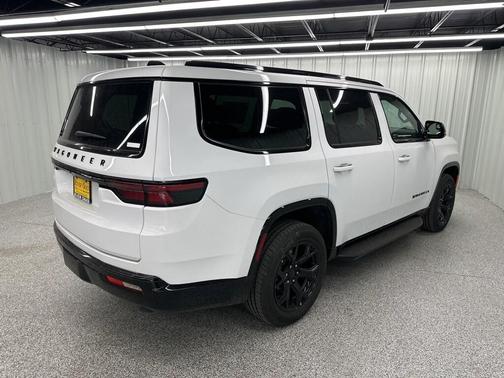 2025 Jeep Wagoneer Series II