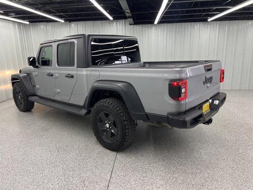 2020 Jeep Gladiator Sport
