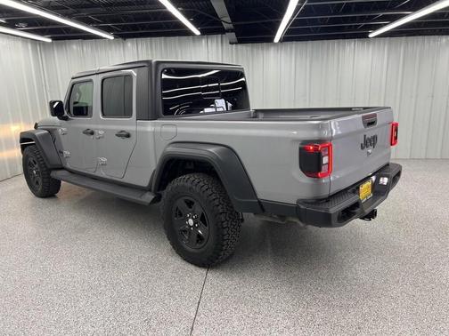 2020 Jeep Gladiator Sport