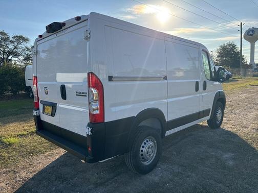 2026 RAM ProMaster 1500 Low Roof