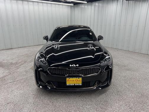 2022 Kia Stinger GT2