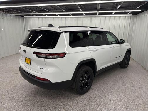 Bright White Clearcoat 2025 Jeep Grand Cherokee L Limited