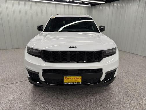 Bright White Clearcoat 2025 Jeep Grand Cherokee L Limited