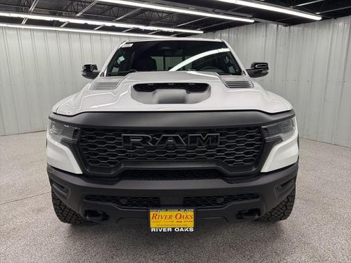Bright White Clearcoat 2026 RAM 1500 RHO