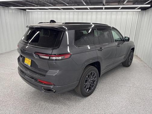 2025 Jeep Grand Cherokee L Summit