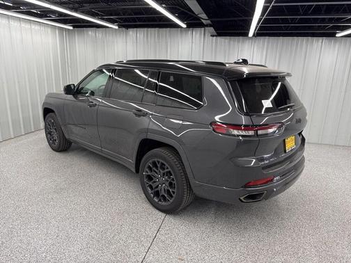 2025 Jeep Grand Cherokee L Summit