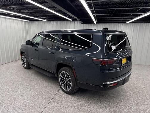 2025 Jeep Wagoneer L Series II