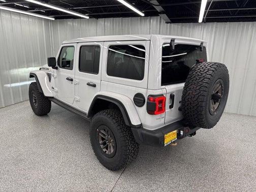 2025 Jeep Wrangler Rubicon 392