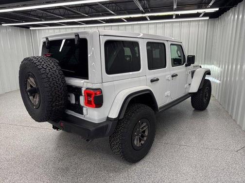 2025 Jeep Wrangler Rubicon 392
