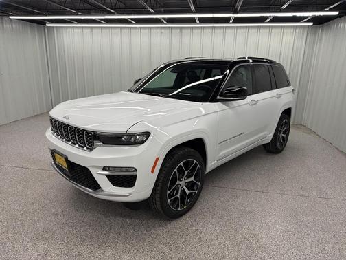 2025 Jeep Grand Cherokee Summit