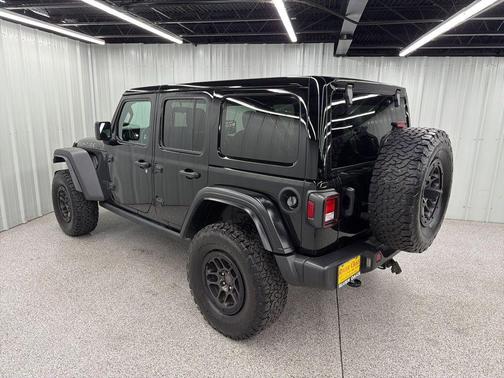 Black Clearcoat 2023 Jeep Wrangler Sport