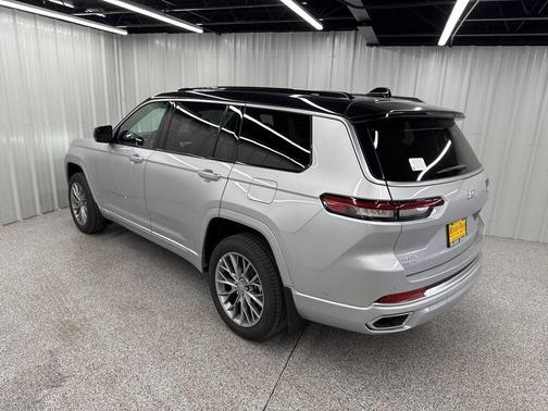 2025 Jeep Grand Cherokee L Summit